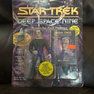 Star Trek Deep Space Nine Gul Dukat Action Figure - Purple and Black